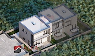 Hrvaška, Vodice, NOVOGRADNJA, prodaja dvonadstropna vrstna hiša z lastnim dvoriščem