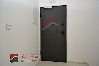 Hrvaška, Vodice, prodamo nov trisobni apartma, prvo nadstropje, pogled na morje