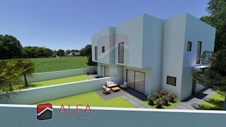 Hrvaška, Vodice – prodaja nova polpritlična dvonadstropna hiša z lastnim vrtom