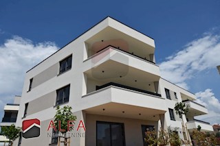 Hrvaška, Vodice, prodamo nov dvosobni apartma, prvo nadstropje, pogled na morje