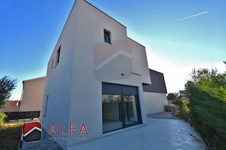 Hrvaška, Vodice, Srima, prodamo novo hišo dvojček, blizu morja