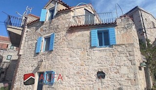 Hrvaška, otok Prvić, Šepurine, prodaja stara kamnita hiša s pogledom na morje