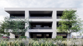 Srima, trisobno stanovanje z veliko teraso in vrtom 196,80 m2