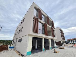 Novi, moderni stanovanjski kompleks, Rovinj! Dvonadstropno stanovanje s parkirnim in garažnim mestom!