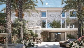 Kamena dalmatinska vila u staroj jezgri - idealna investicijska priložnost - Supetar!