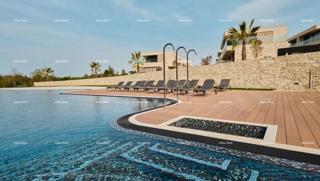 UMAG, Samostoječa vila v luksuznem letovišču! Pogled na morje! V 23