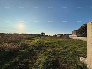 Prodaja građevinskega zemljišča – Marčana (474 m²)