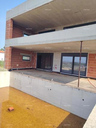 Ližnjan, Na prodajo fantastičen stan v pritličju s bazenom