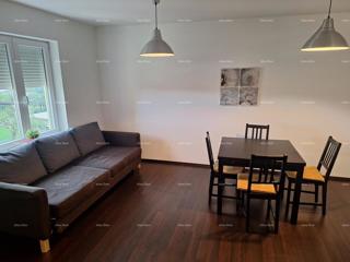 Prodaja - Lijepo uređen, opremljen stan v mirnem naselju blizu morja, Umag!