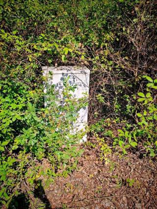 Istra, Kršan, prodajamo dve gradbeni parceli z dovoljenji.