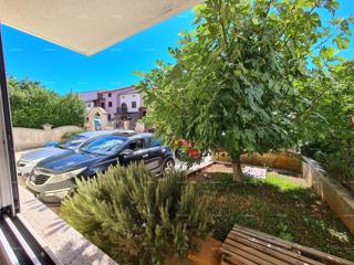 Stanovanje v Puli! Z dvema spalnicama! Gregovica. V bližini nove bolnišnice.