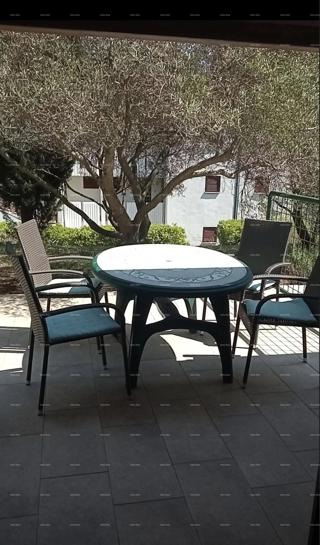 DUGA UVALA, STAN 36 M2 v pritličju!