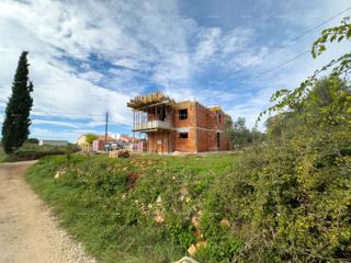 Sure! Please provide the title you would like me to translate into Slovenian (slv).