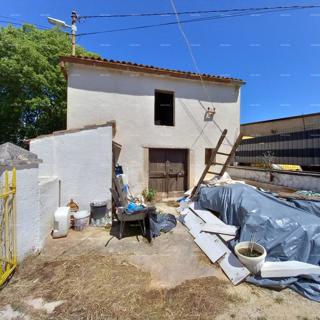 Na prodaju: šarmantna istarska kuća s prostranim dvorištem – Valtura