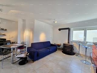 Prekrasen stan v Puli, 1000 m od morja! Uporabno dovoljenje