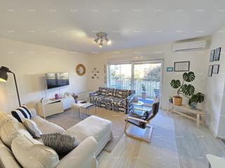 Družinski stan nedaleč od centra Pule!