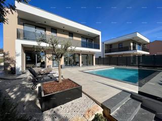 Villa modernog dizajna s bazenom - prodaja, Svetvinčenat!