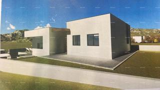 Građevinsko zemljišče s projektom in dovoljenjem – Pula, 350 m²