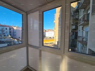 Pula – renoviran dvosobni stan v centru, 72,83 m²