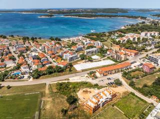 MEDULIN - Stan v novem projektu / 300 m do morja!!! (C3)