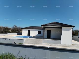 Marčana, hiša 125 m² s bazenom