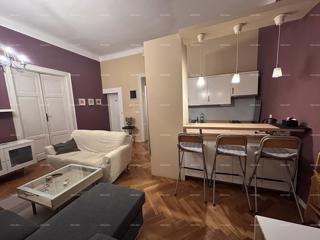 Pula – stan s 3 apartmanske enote!