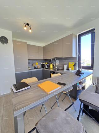 Prelep stan v Medulinu, 1000 m od morja - idealen za življenje ob morju!