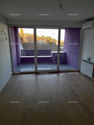 Vrhunska lokacija! Prodaja stan s garažnim parkirnim mestom v neposredni bližini centra mesta, Pula!