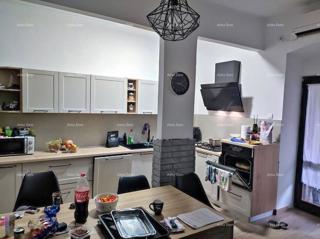 Na prodaju – prostoren stan v Puli, 110 m²