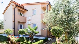 Samostojna hiša, blizu Vodnjana.