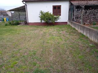 HIŠA NA PRODAJO – ŠKATARI, PULA