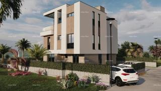 Dupleks luksuzna vila v mediteranskem slogu s bazenom in dvigalom. Pogled na morje! Medulin!