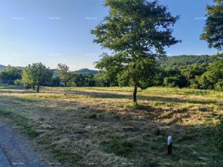 PIČAN, Gradbena zemljišča s pogledom na Učko