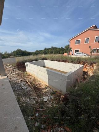 Prodaja prizemnice s bazenom - trenutno roh bau faza, Sveti Petar u Šumi - blizina Pazina!