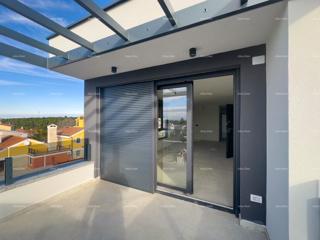 Prodajamo stanovanje v novi zgradbi v Banjolah!