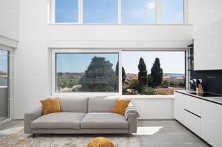 Prodajamo penthouse s pogledom na morje v Fazani