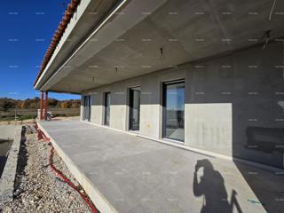 Novogradnja. Hiša v Žminju.