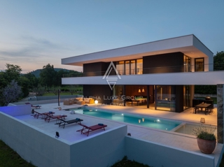 Spektakularna moderna vila v okolici Grožnjana, Istra