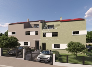 Poreč - Ekskluzivno stanovanje z zasebnim vrtom naprodaj