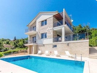 Luksuzna vila z bazenom in čudovitim vrtom, Istra, Opatija