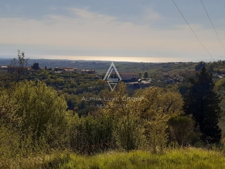 SAMOSTOJNA HIŠA NA MIRNI LOKACIJI S PANORAMSKIM POGLEDOM NA MORJE