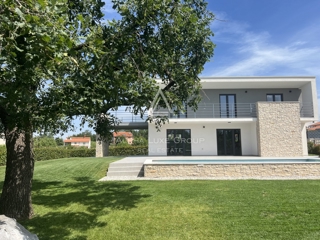 Poreč, Istra: Nova vila blizu mesta in obale