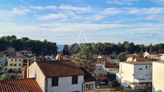Poreč - Čudovito stanovanje blizu morja in centra mesta
