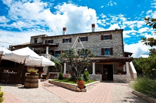 Lepo obnovljena kamnita vila z bazenom, Istra, Rovinj