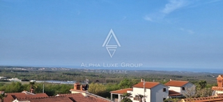 Zemljišče Kaštelir, Kaštelir-Labinci, 816m2