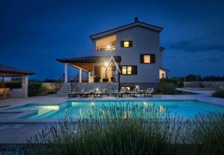 Lepa vila z bazenom, istri, Svetvinčenat