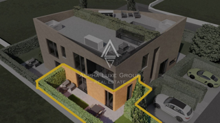 Istra, Poreč – pritlični apartma z vrtom in teraso