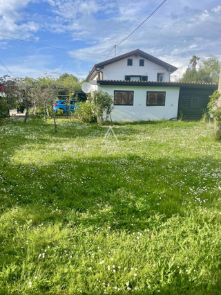 Istra, Umag: Hiša 80 m od plaže velik vrt