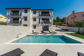 Sodobna vila z bazenom, istri, Poreč