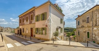 Istra, Vrsar, Čudovita hiša z apartmaji blizu morja
